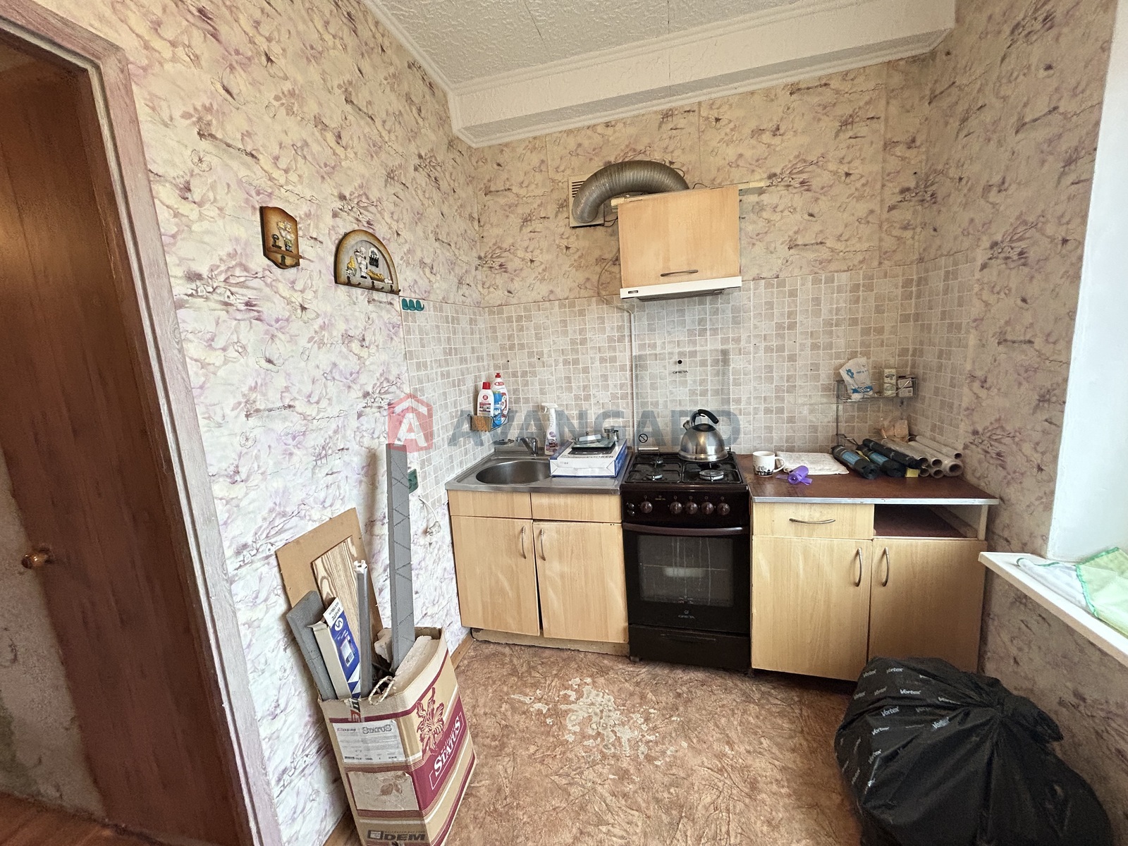 3 . , 70/42/8 . ., 9/9   16