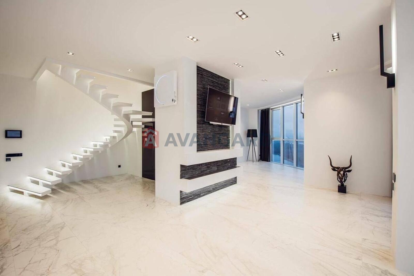 4 ��. ��������, 182/95/40 ��. �., 29/30 ������ ���� 6