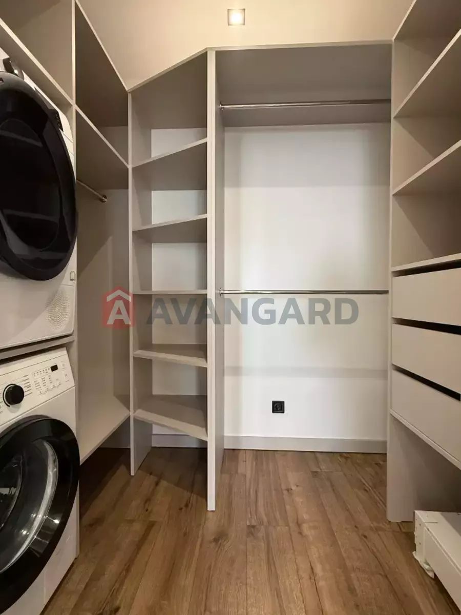 1 ����. ��������, 55/18/18 ��. �., 5/10 ���� ���� 12