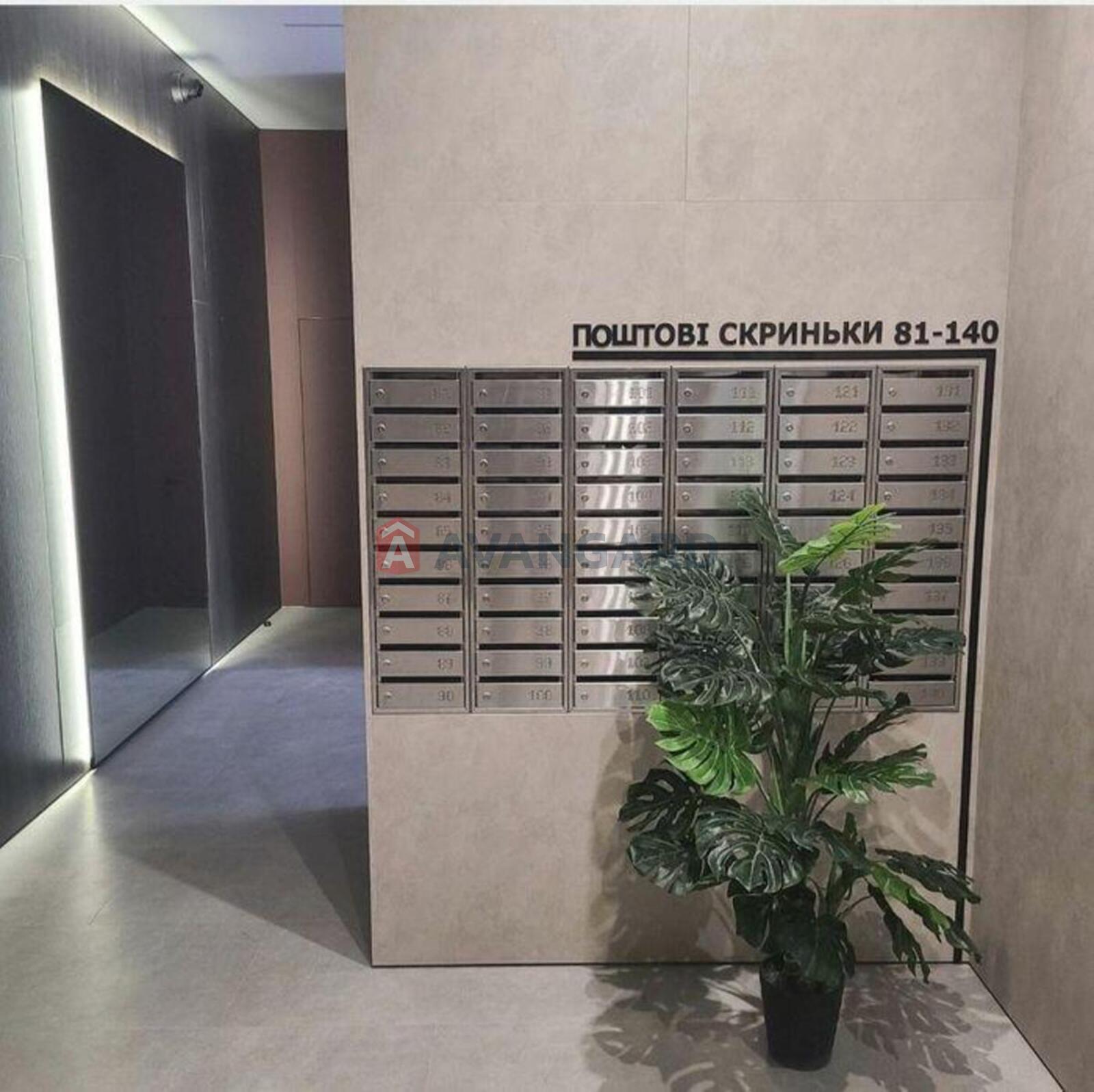 1 ��. ��������, 38/-/9 ��. �., 6/16 ������ ���� 8