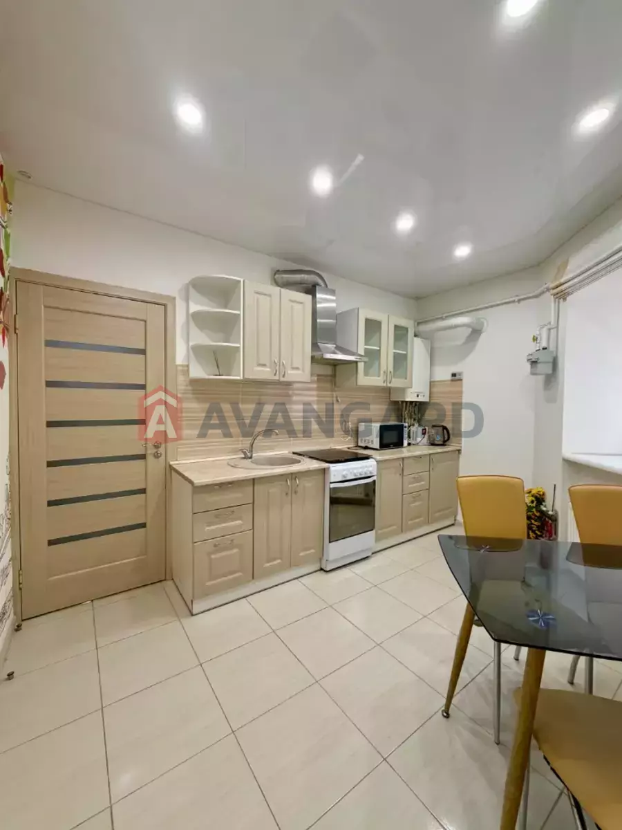 2 ��. ��������, 61/34/11 ��. �., 11/12 ������ ���� 2