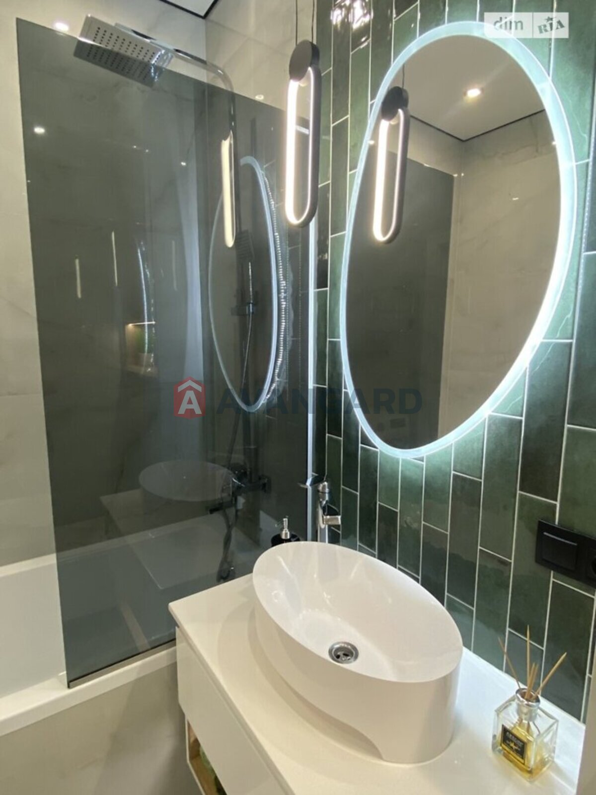 1 ��. ��������, 48/24/20 ��. �., 12/16 ������ ���� 19