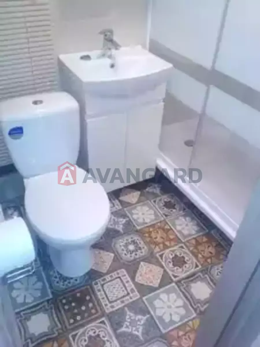 2 ��. ��������, 43/30/6 ��. �., 2/5 ������ ���� 13