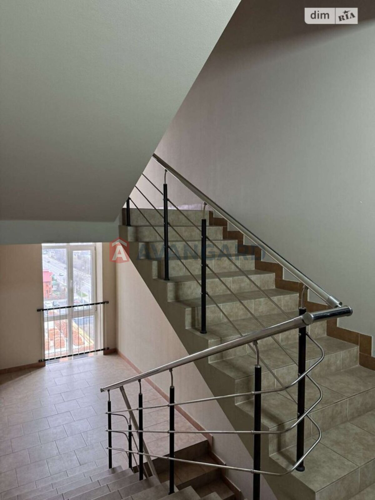 2 ��. ��������, 60/41/14 ��. �., 9/9 ������ ���� 11