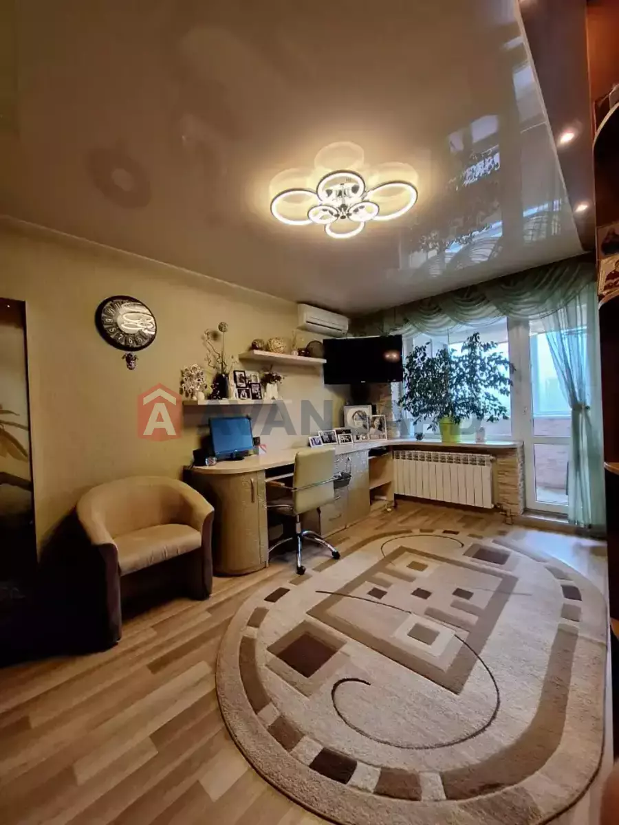 2 ��. ��������, 45/27/7 ��. �., 9/9 ������ ���� 2