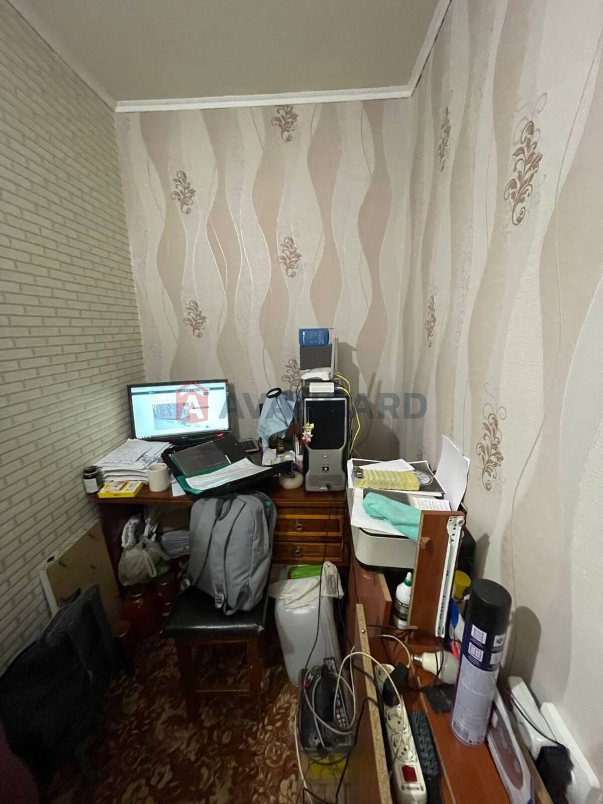 1 ��. ��������, 41,7/19,8/6,1 ��. �., 2/9 ������ ���� 13