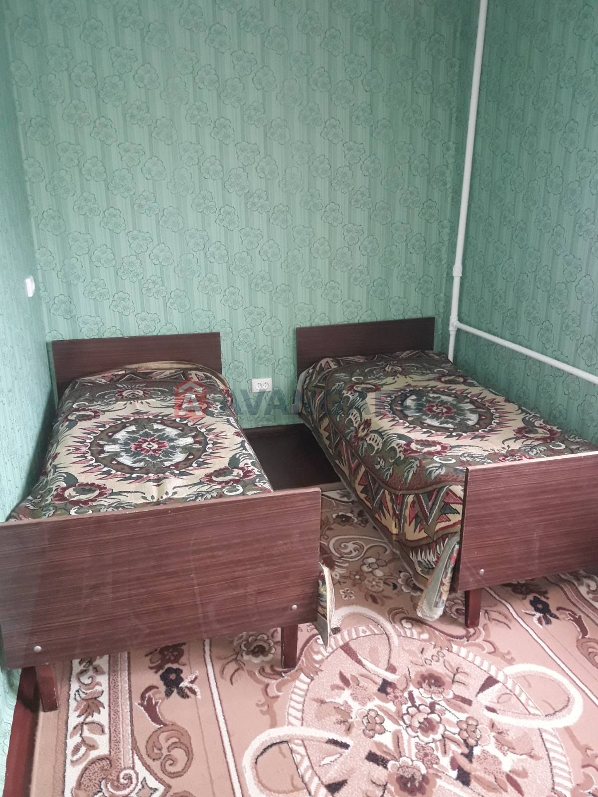 2 ��. ��������, 44/29/7 ��. �., 5/5 ������ ���� 18