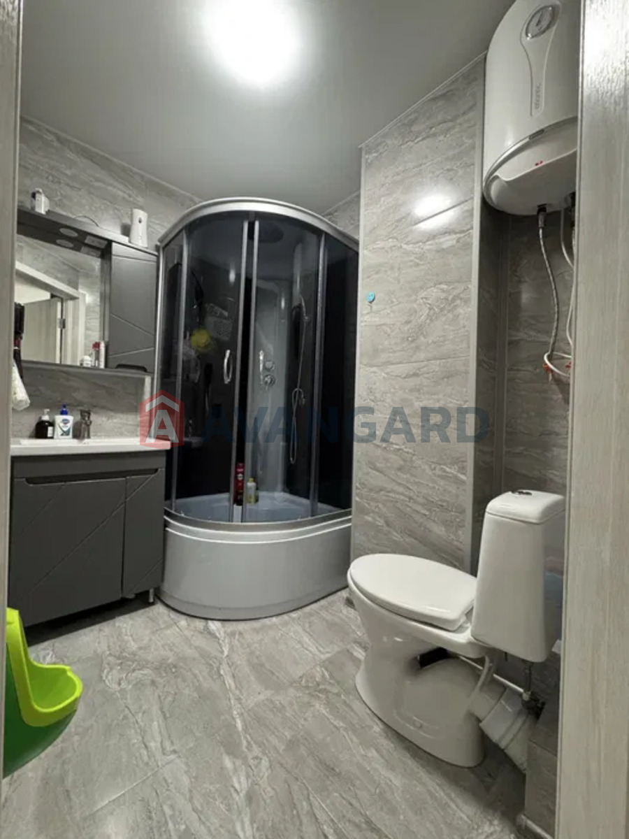 2 ��. ��������, 44/-/5 ��. �., 2/6 ������ ���� 9