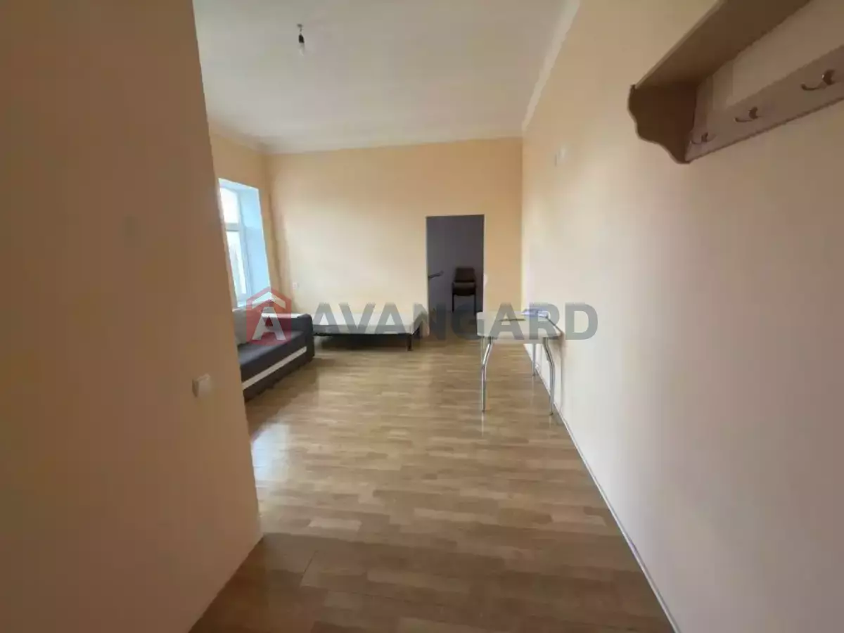 3 ��. ��������, 52/-/- ��. �., 2/2 ������ ���� 5