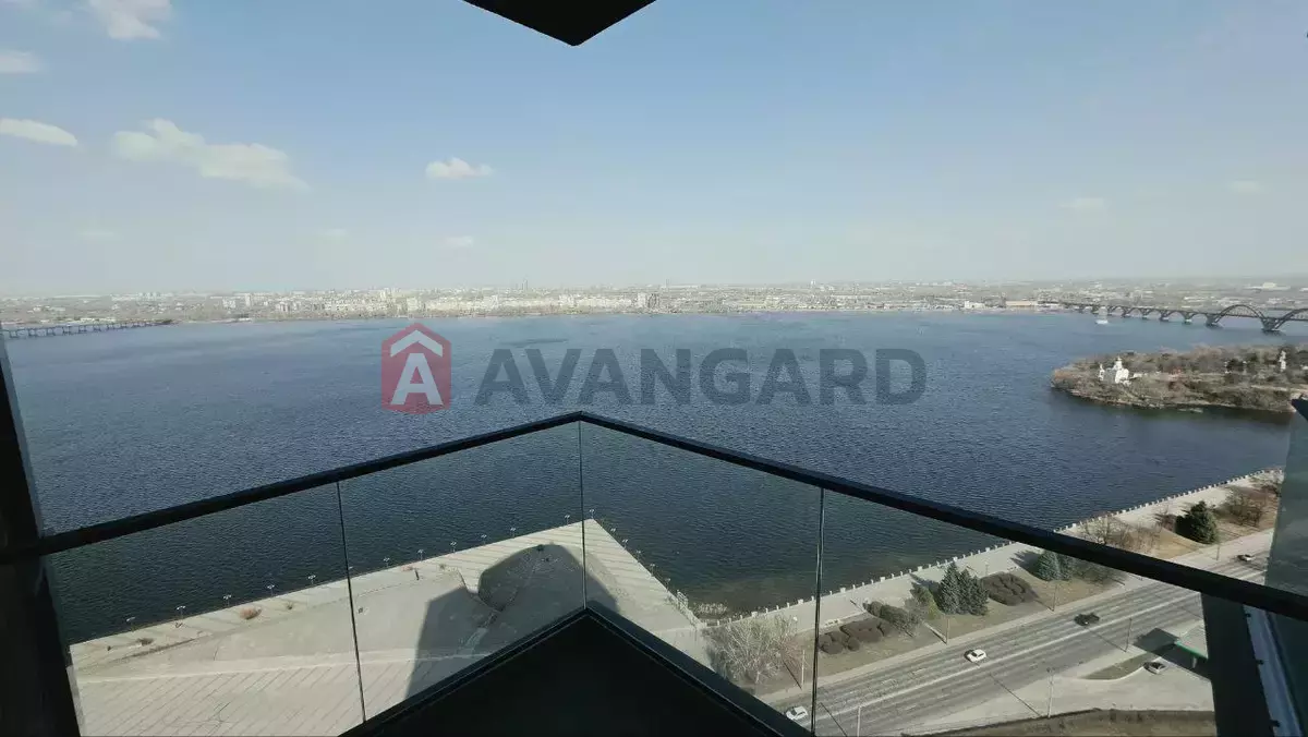 5 ��. ��������, 215/-/- ��. �., 20/36 ������ ���� 4