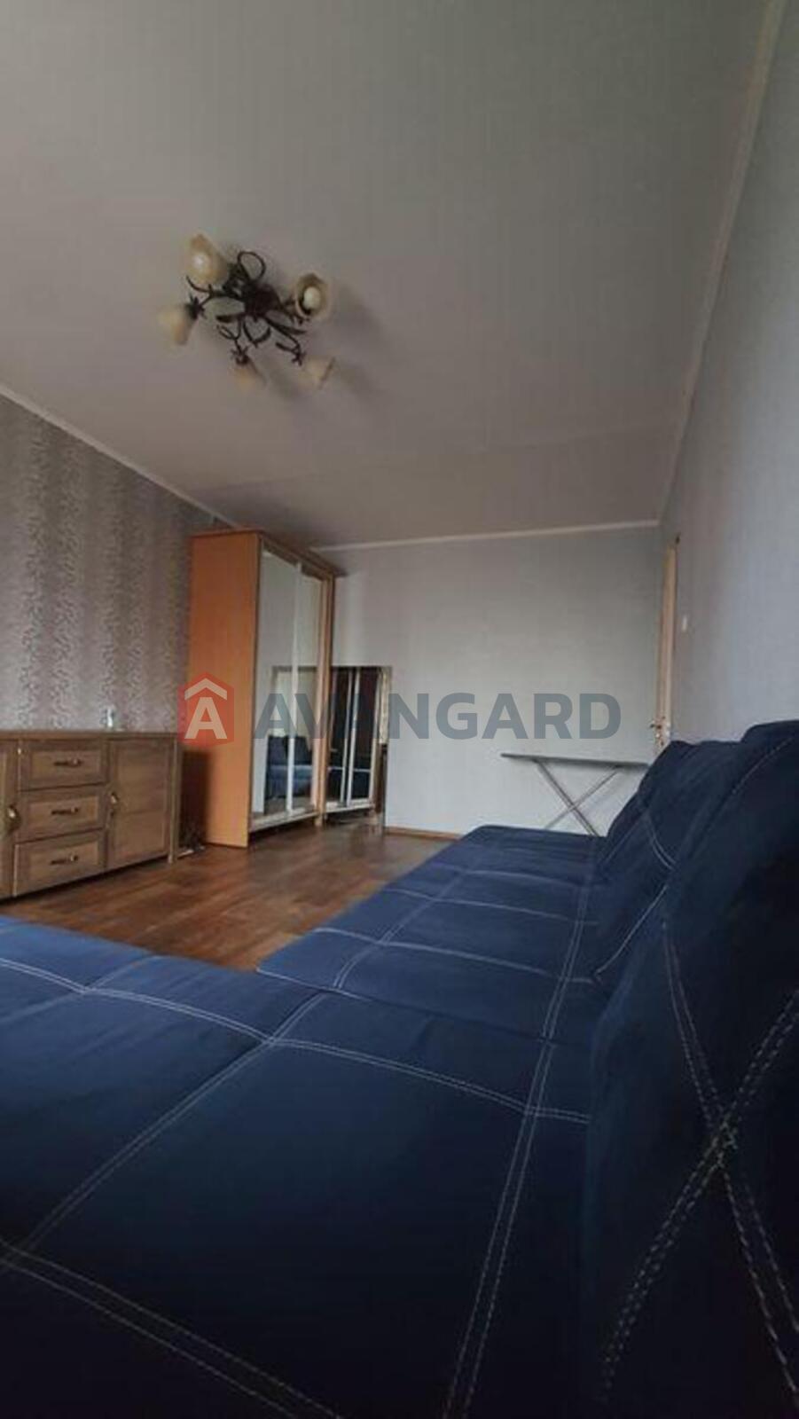 2 ��. ��������, 51/-/7 ��. �., 8/9 ������ ���� 4