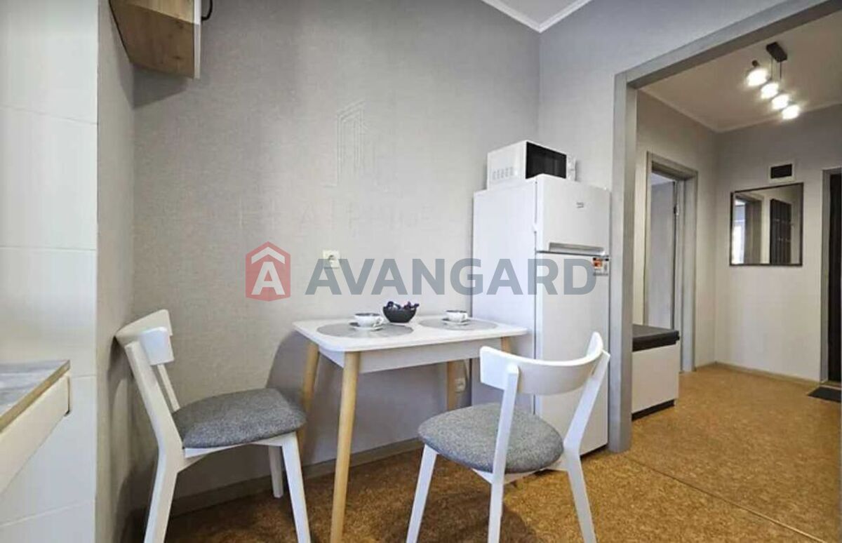 1 ��. ��������, 38/-/8 ��. �., 3/9 ������ ���� 11