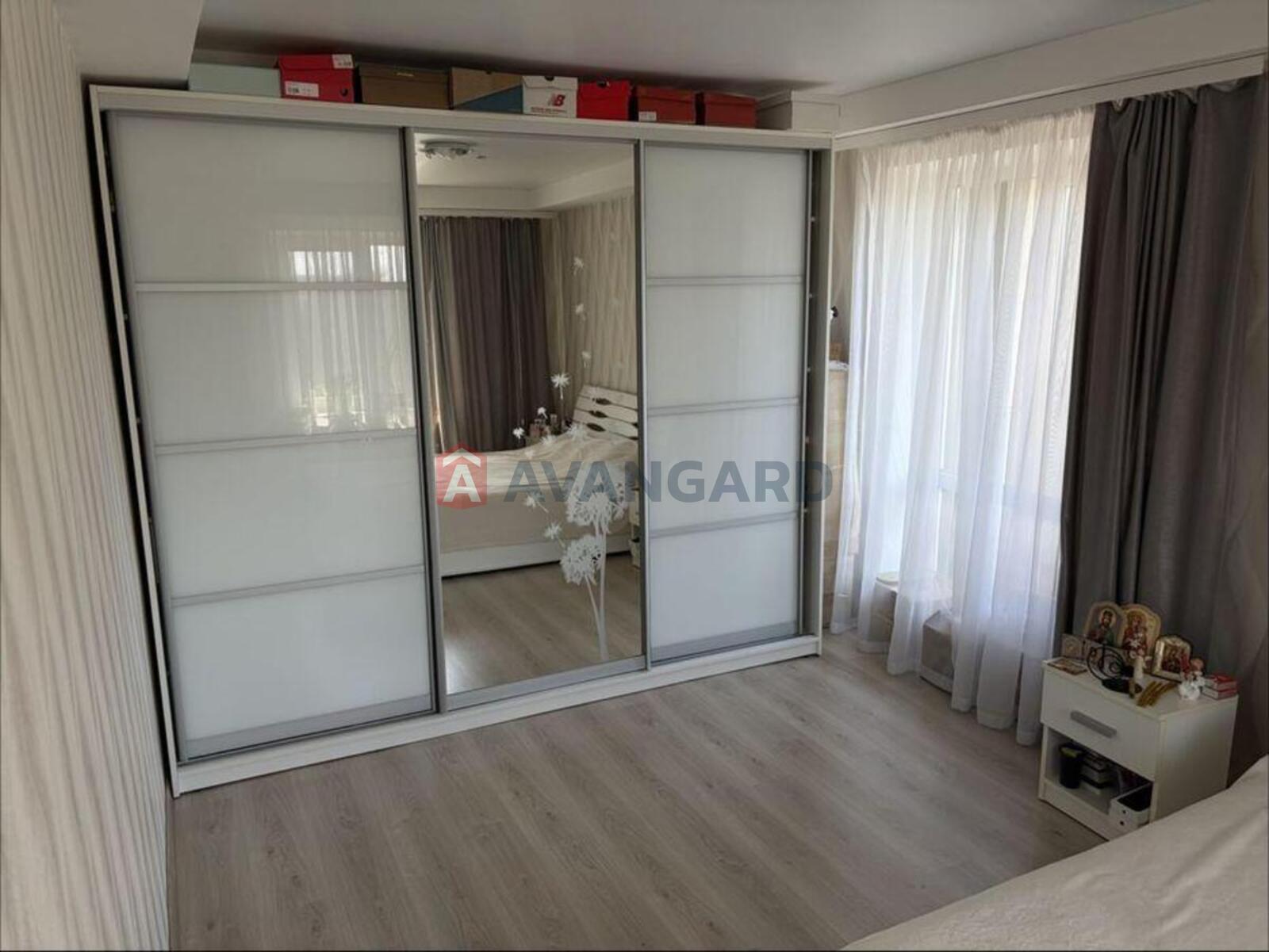 3 ��. ��������, 68/-/7 ��. �., 8/9 ������ ���� 4