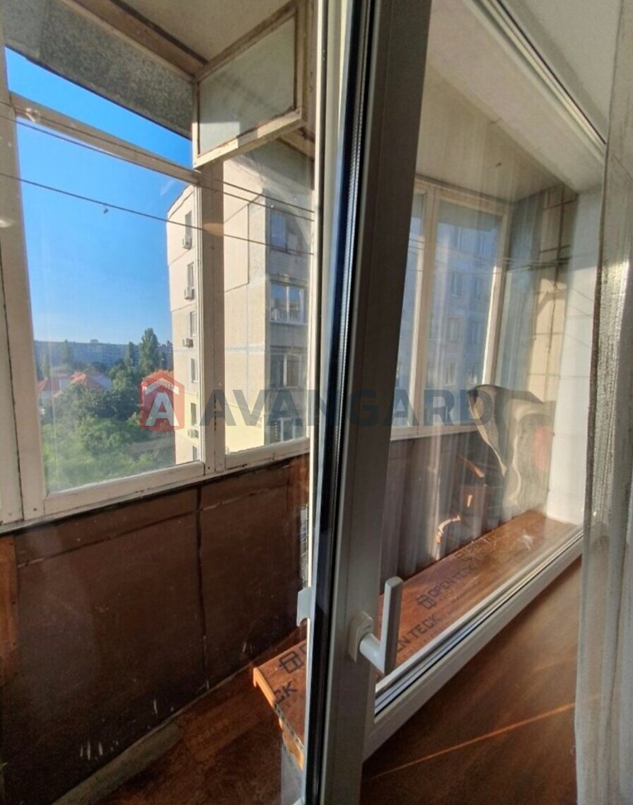 1 ����. ��������, 30/17/3 ��. �., 6/9 ���� ���� 10