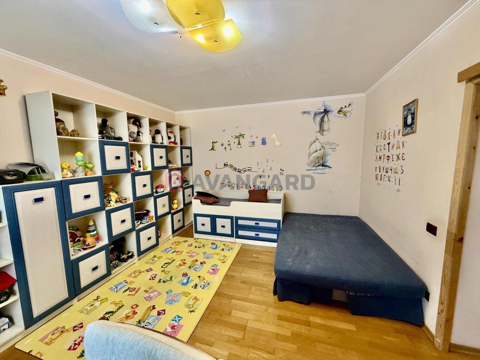 4 ��. ��������, 152/125/20 ��. �., 3/10 ������ ���� 19