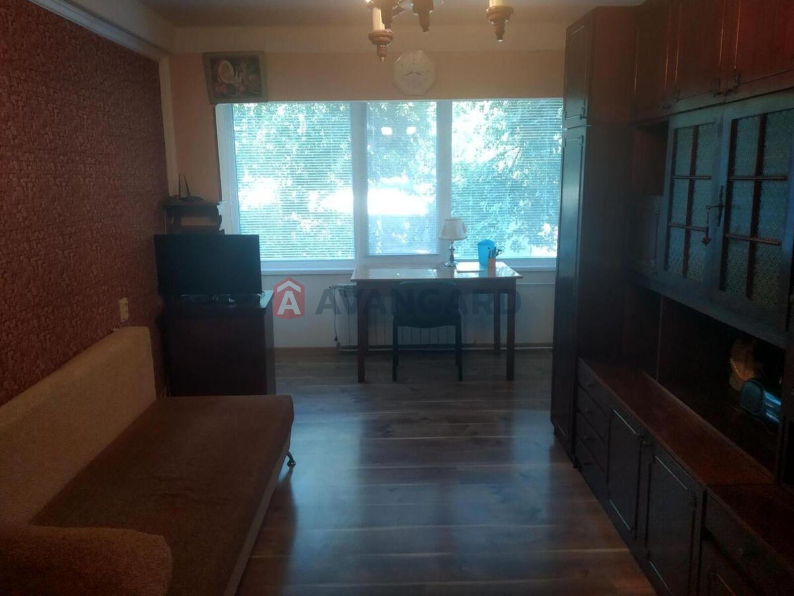 2 ��. ��������, 45/29/6 ��. �., 1/9 ������ ���� 2