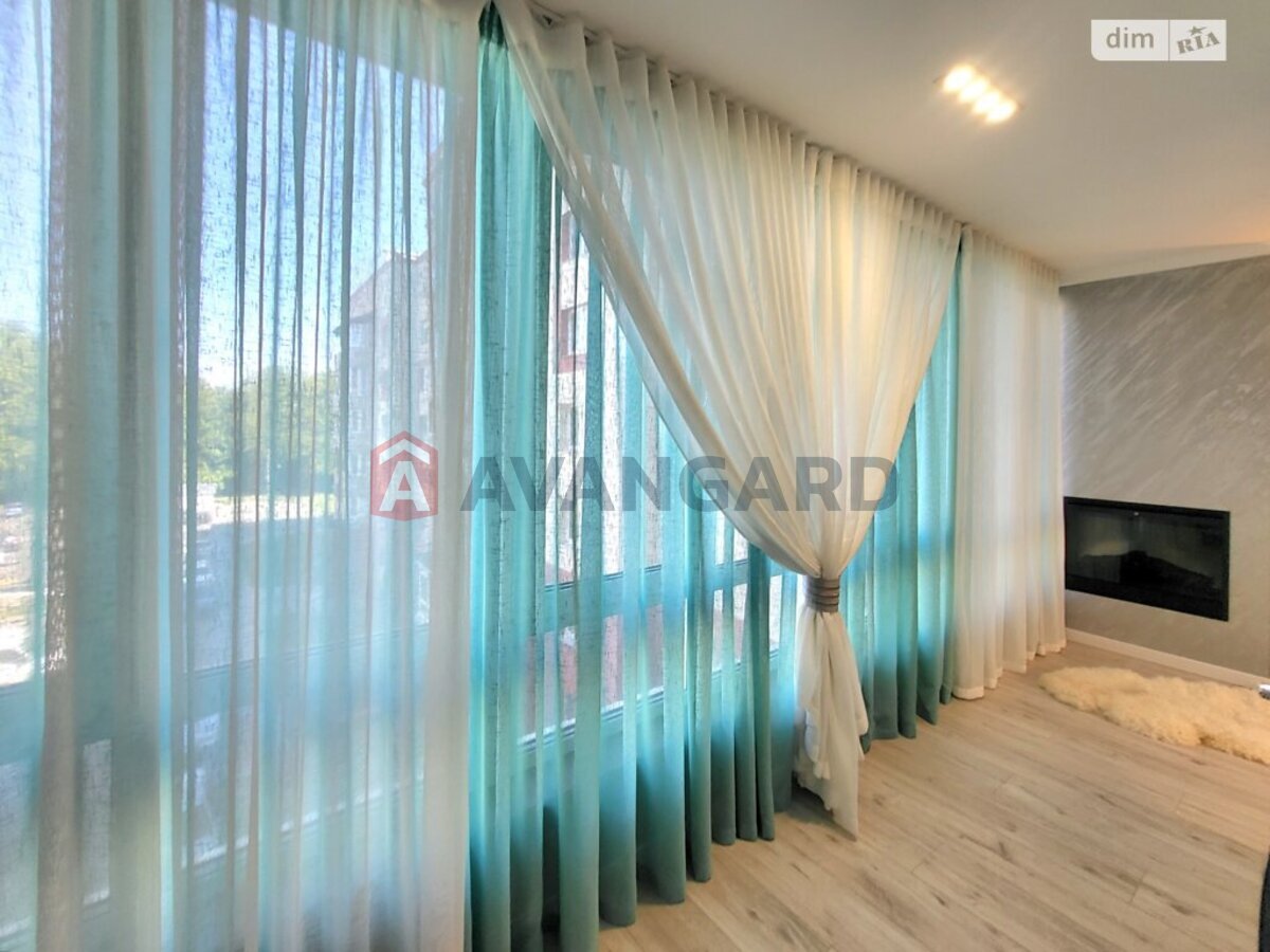 3 ��. ��������, 91/45/40 ��. �., 4/8 ������ ���� 19