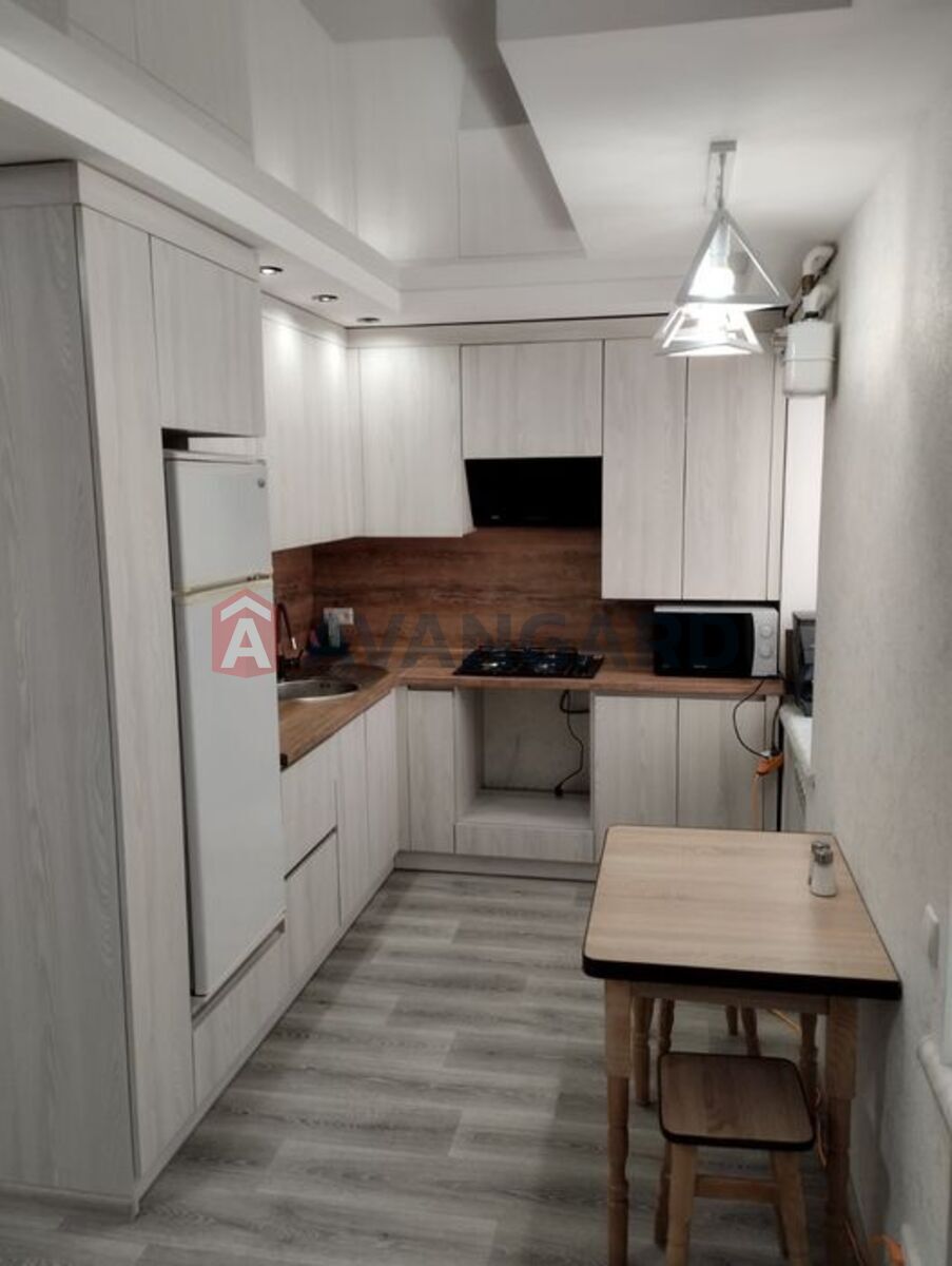 2 ��. ��������, 54/-/8 ��. �., 3/3 ������ ���� 5