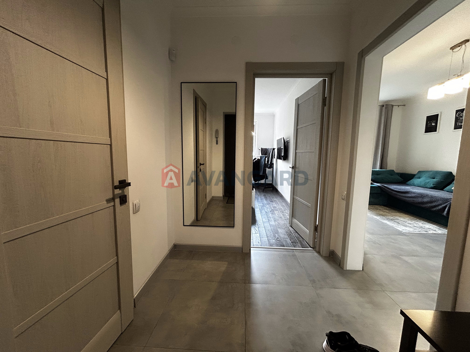 1 ����. ��������, 43/20/13 ��. �., 5/10 ���� ���� 16