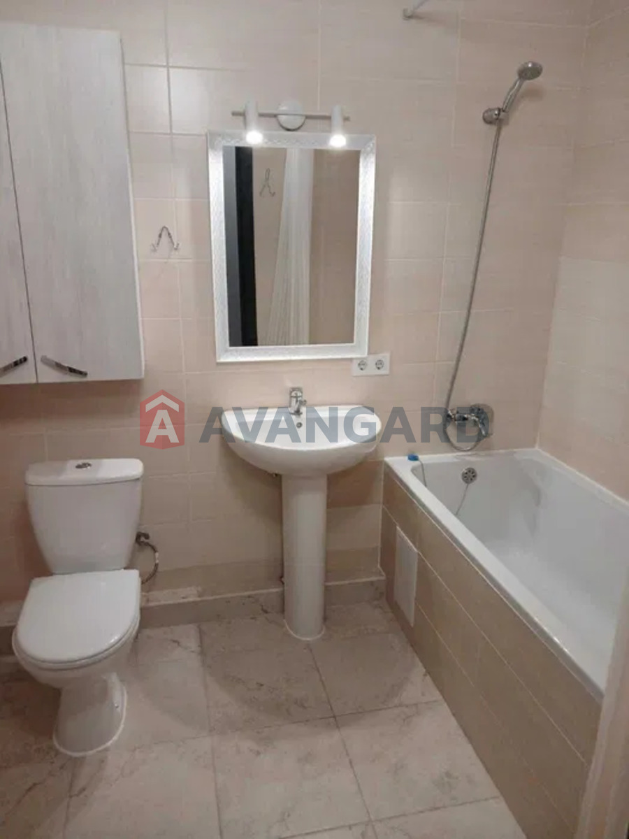 1 ����. ��������, 43/-/10 ��. �., 19/25 ���� ���� 7