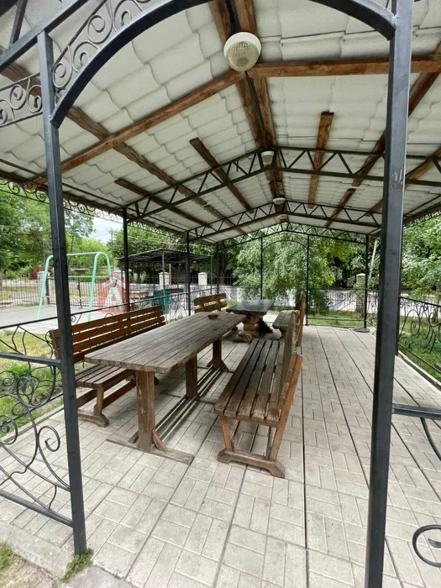 4 ��. ��������, 76/-/11 ��. �., 9/10 ������ ���� 2