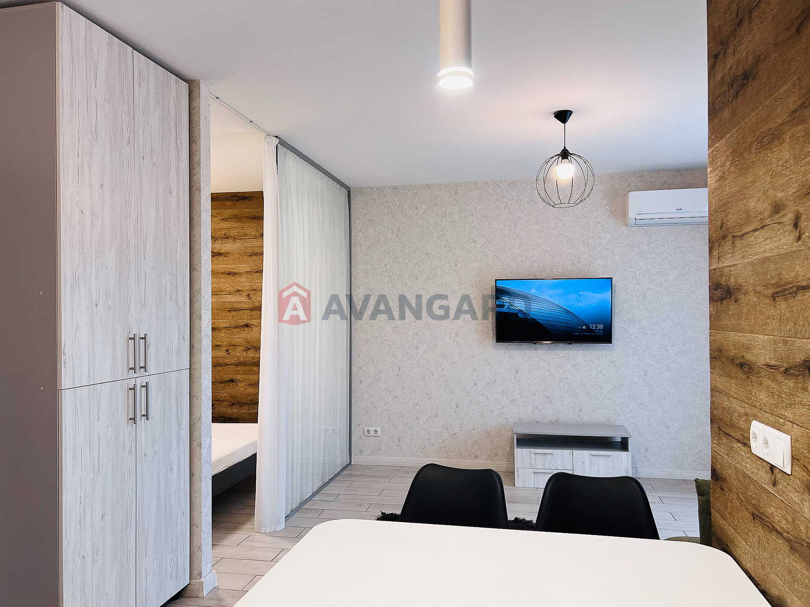 1 . , 44,3/25,8/14,7 . ., 4/10   8