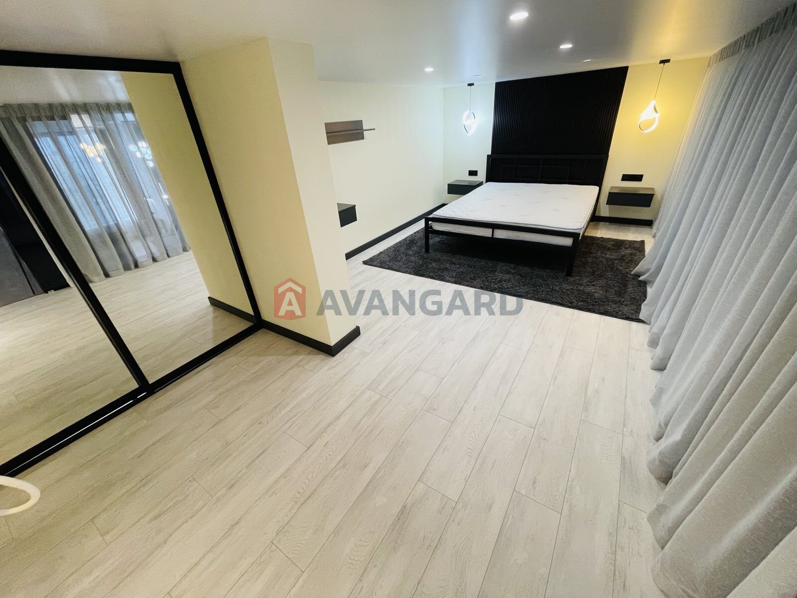 3 . , 132/-/20 . ., 18/18   11