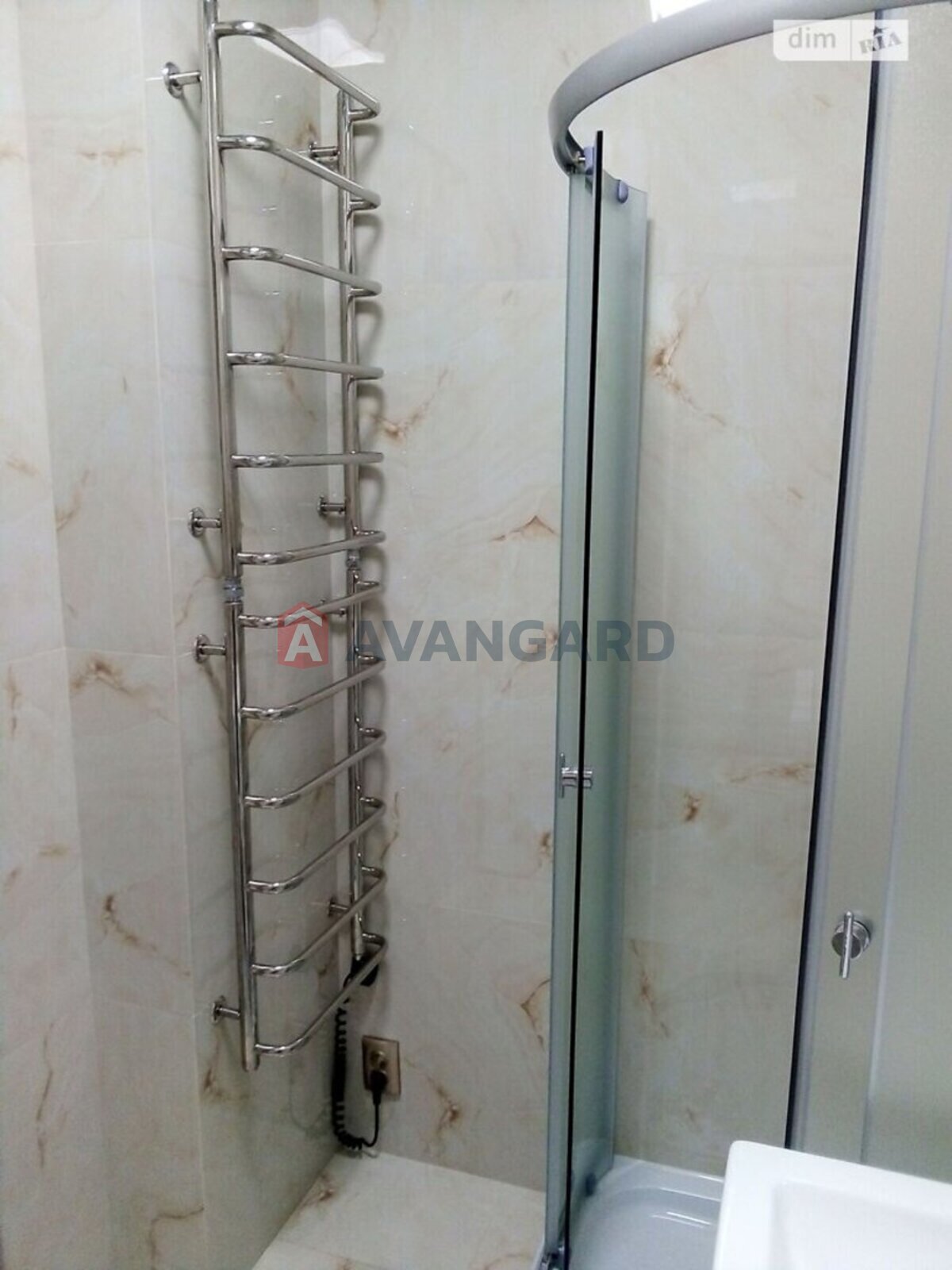 1 ����. ��������, 40/-/- ��. �., 6/16 ���� ���� 15