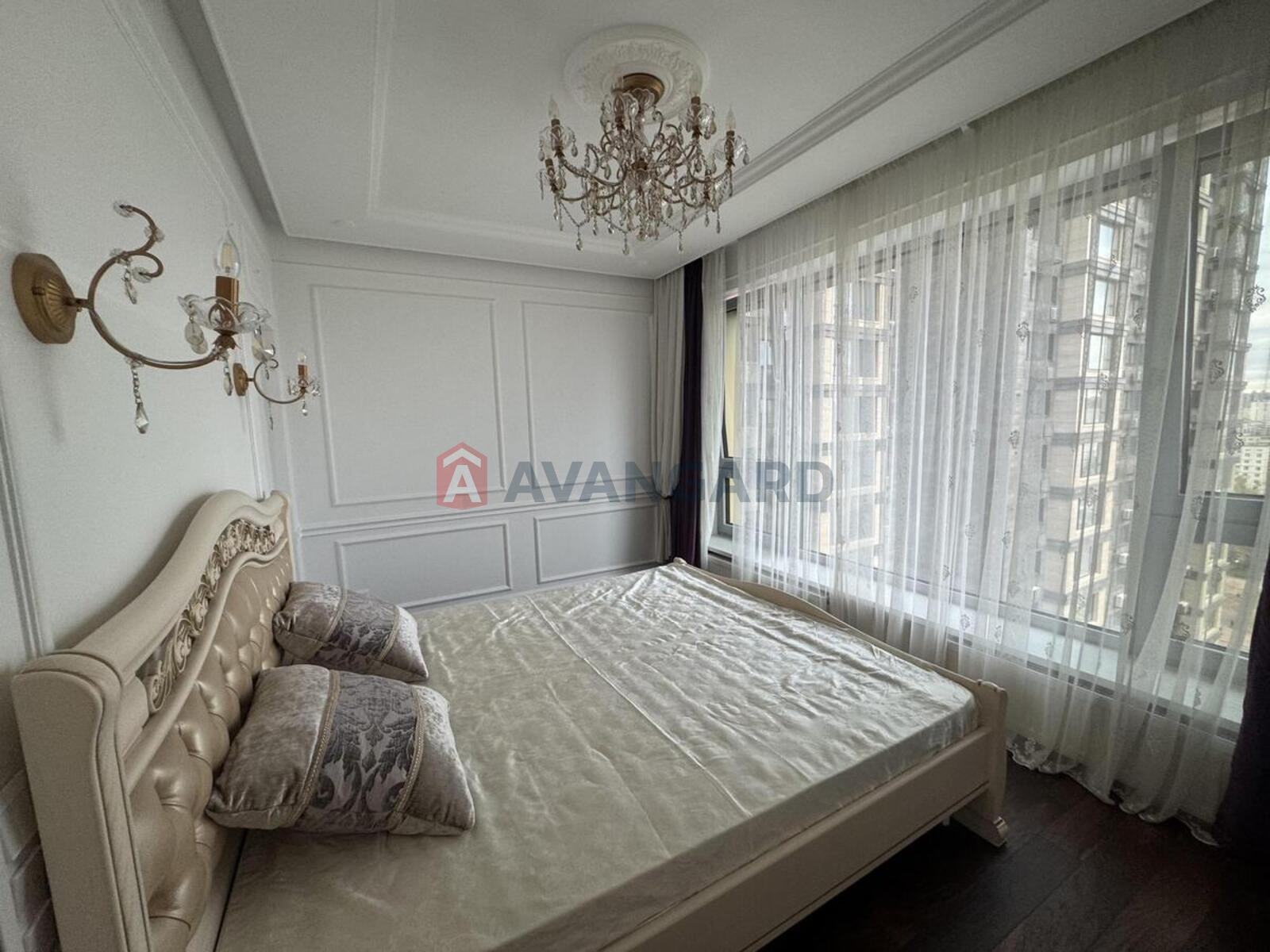 3 ��. ��������, 84/50/16 ��. �., 15/26 ������ ���� 6