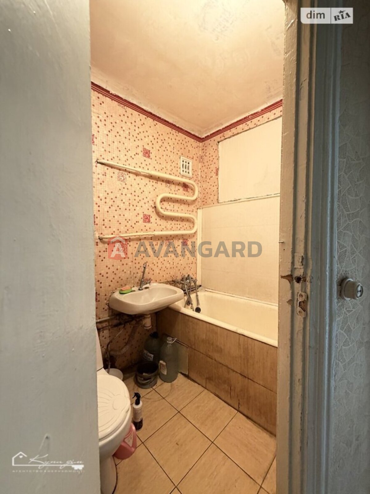 2 ��. ��������, 45/30/7 ��. �., 3/5 ������ ���� 4