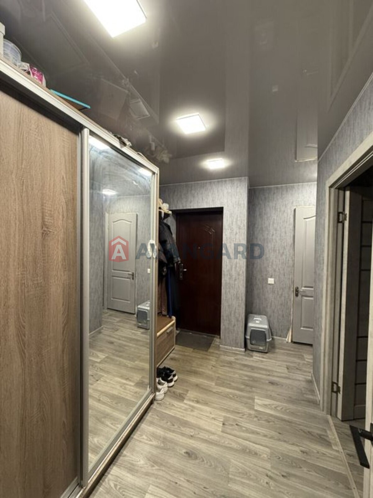 2 ��. ��������, 52/-/5 ��. �., 1/5 ������ ���� 6