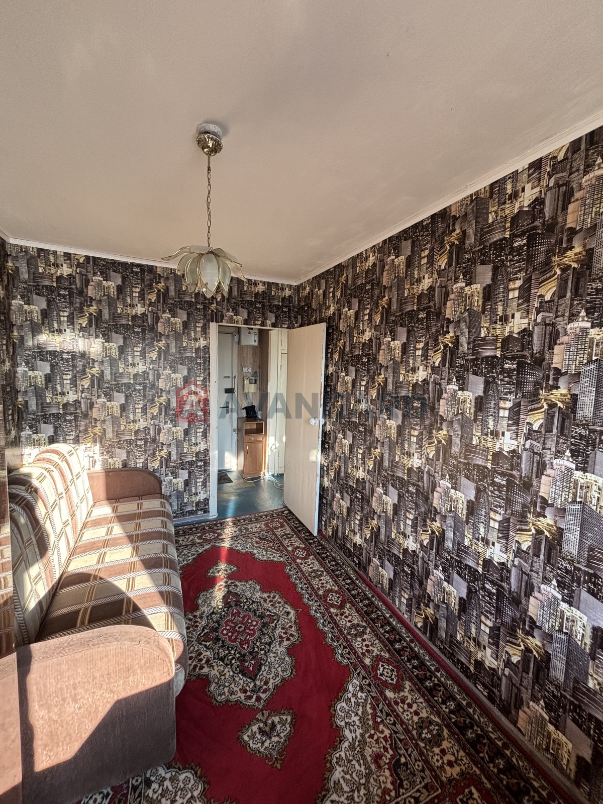 2 ����. ��������, 45,9/27,8/7,6 ��. �., 9/10 ���� ���� 10