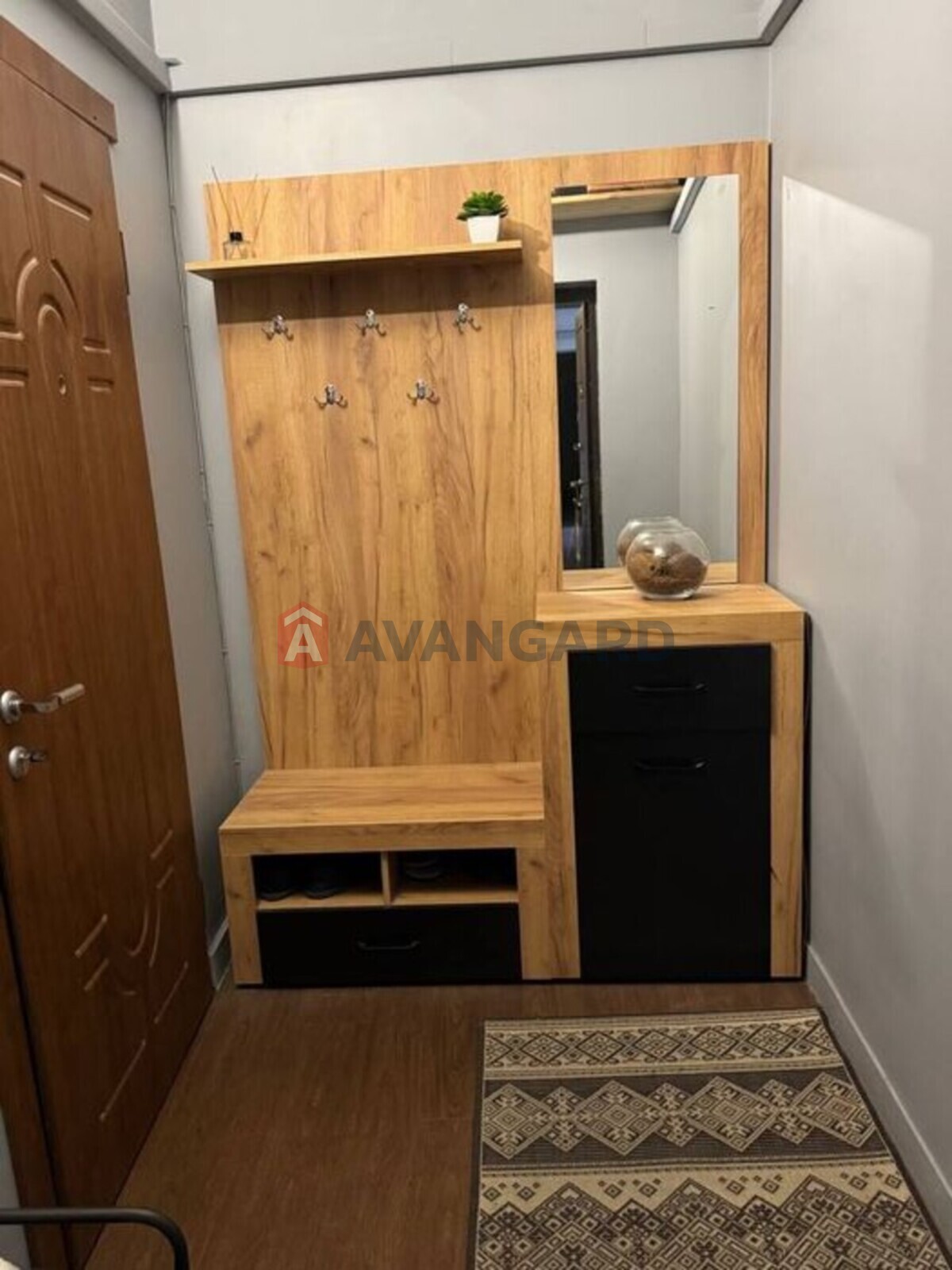 3 ��. ��������, 107/-/36 ��. �., 9/11 ������ ���� 20