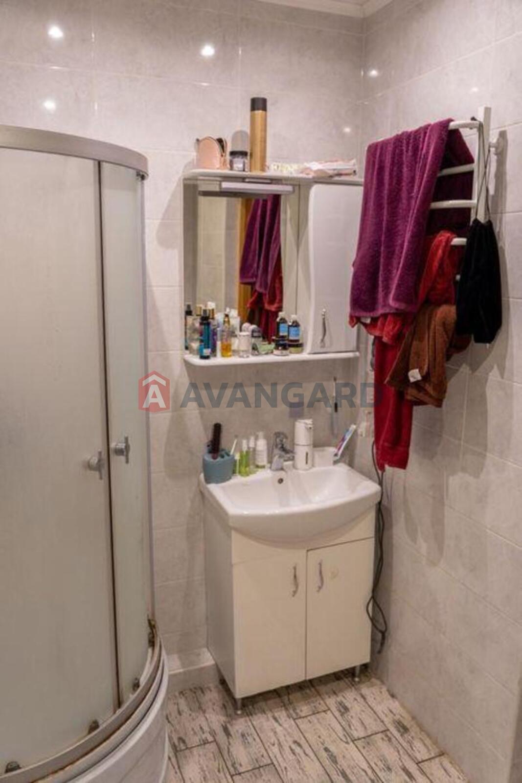 1 ��. ��������, 53/-/14 ��. �., 6/24 ������ ���� 22