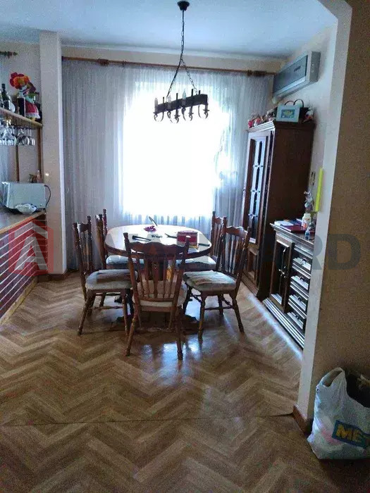 3 ��. ��������, 105/-/12 ��. �., 2/2 ������ ���� 4