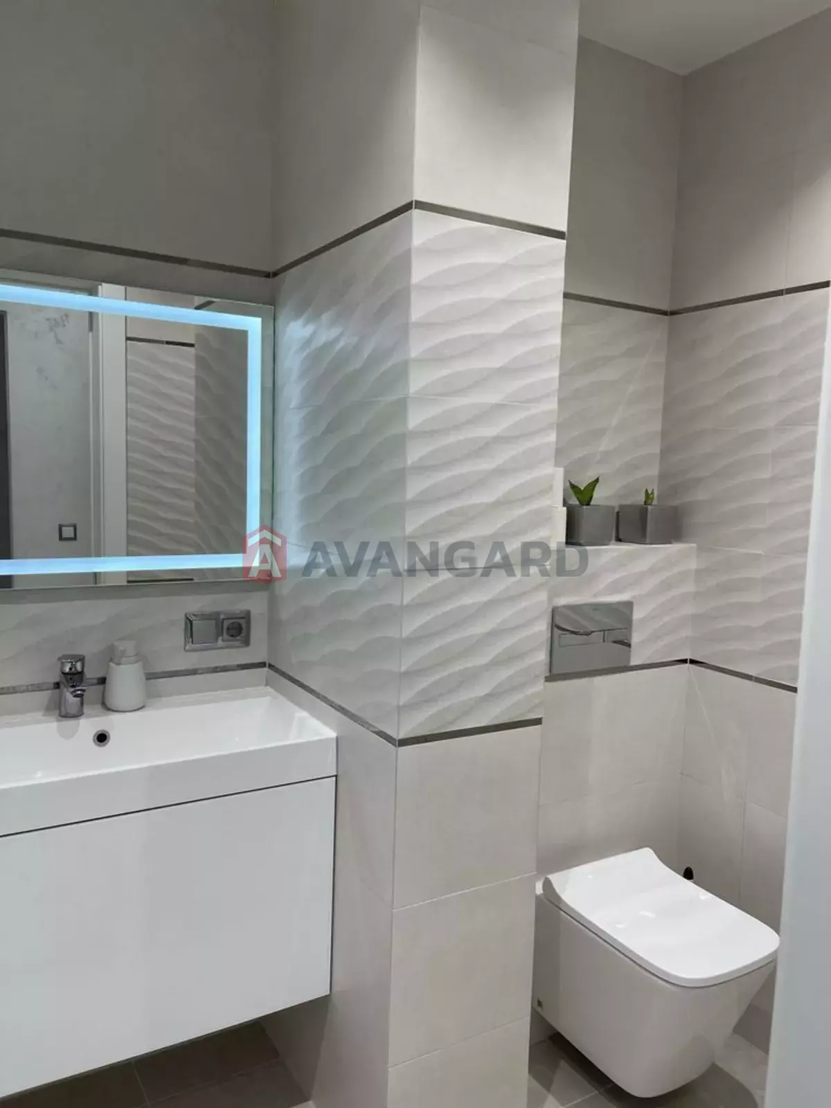 3 ����. ��������, 67/-/8 ��. �., 7/9 ���� ���� 18