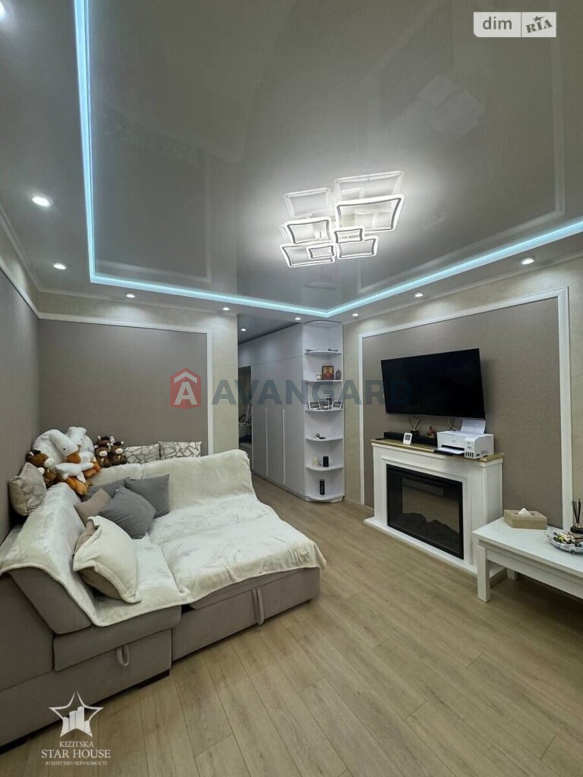 2 ��. ��������, 77/38/18 ��. �., 4/9 ������ ���� 22