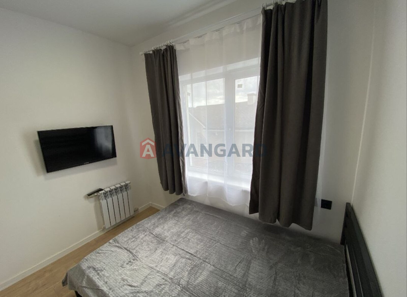 1 ����. ��������, 25/-/13 ��. �., 2/5 ���� ���� 9