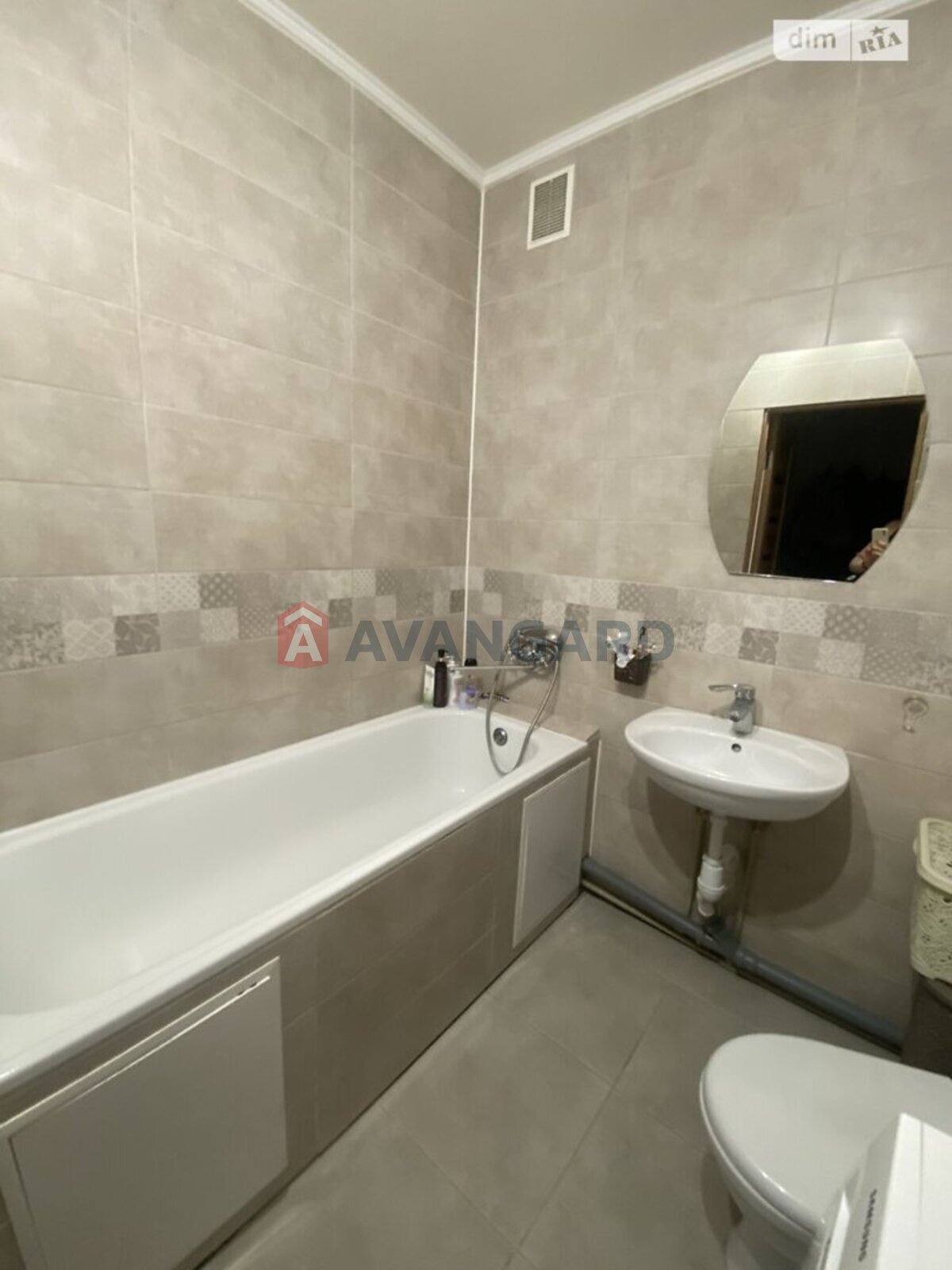 1 ����. ��������, 47/22/17 ��. �., 1/12 ���� ���� 11