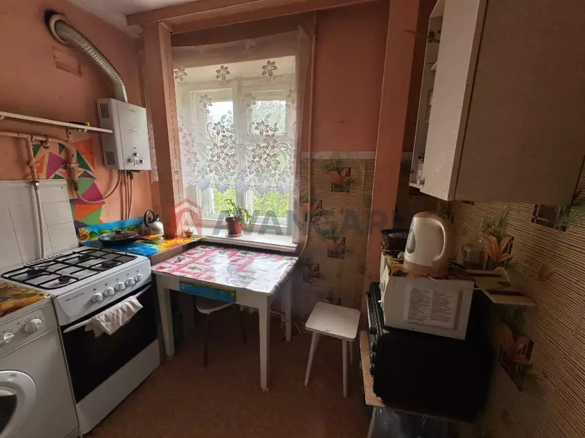 2 ��. ��������, 43/29/5 ��. �., 3/5 ������ ���� 1