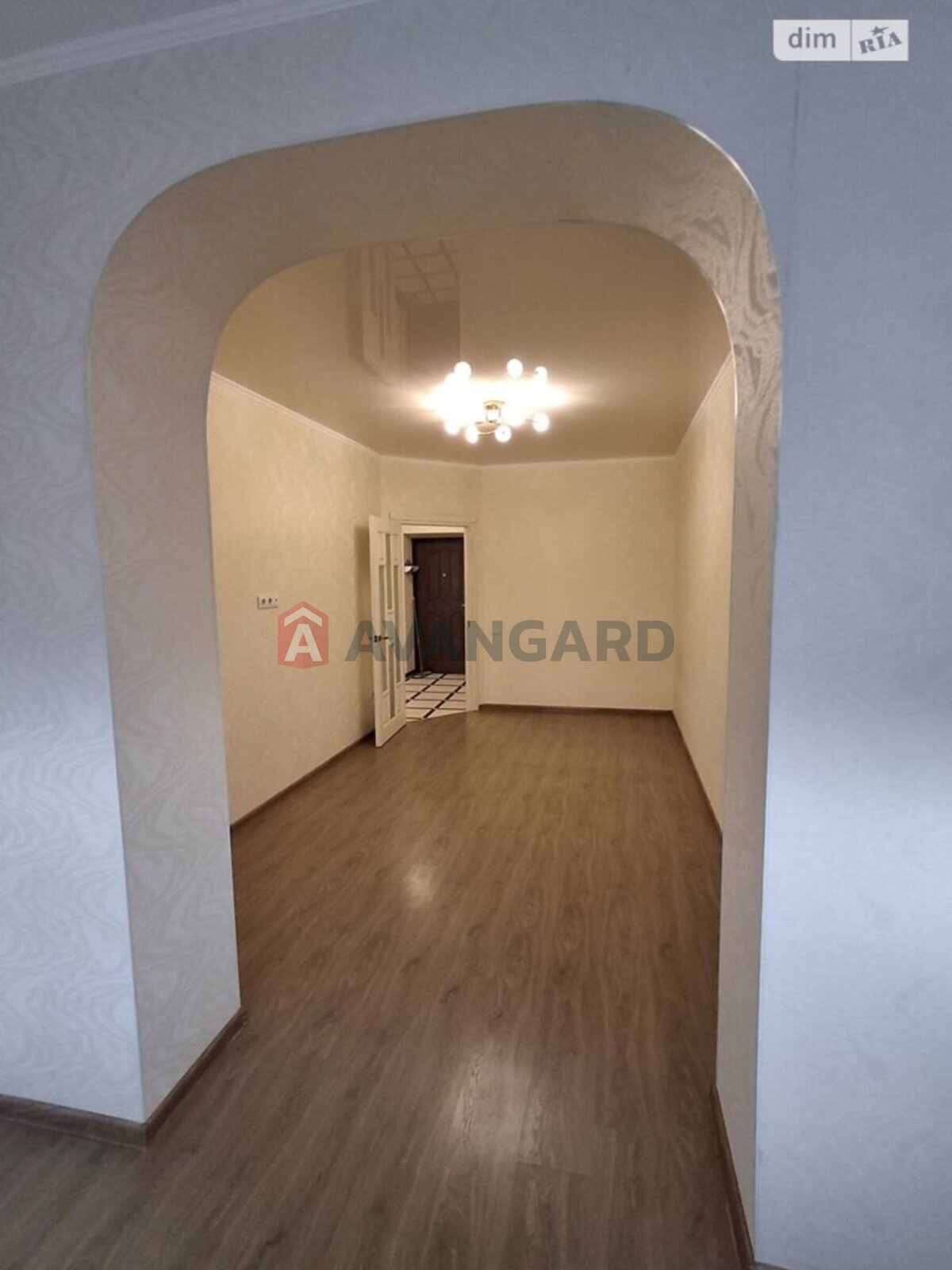 1 ��. ��������, 57/-/- ��. �., 9/12 ������ ���� 5