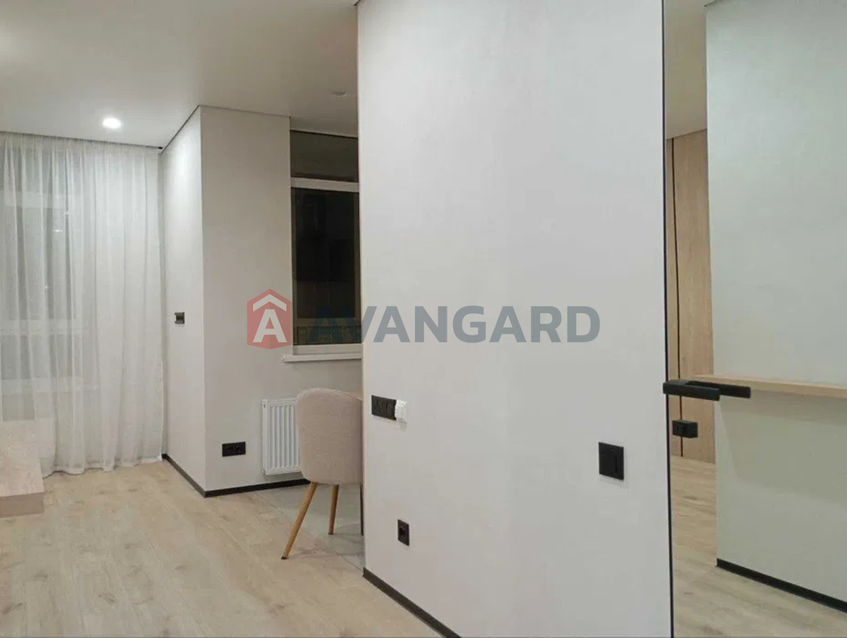 1 ��. ��������, 37/-/7 ��. �., 8/16 ������ ���� 12