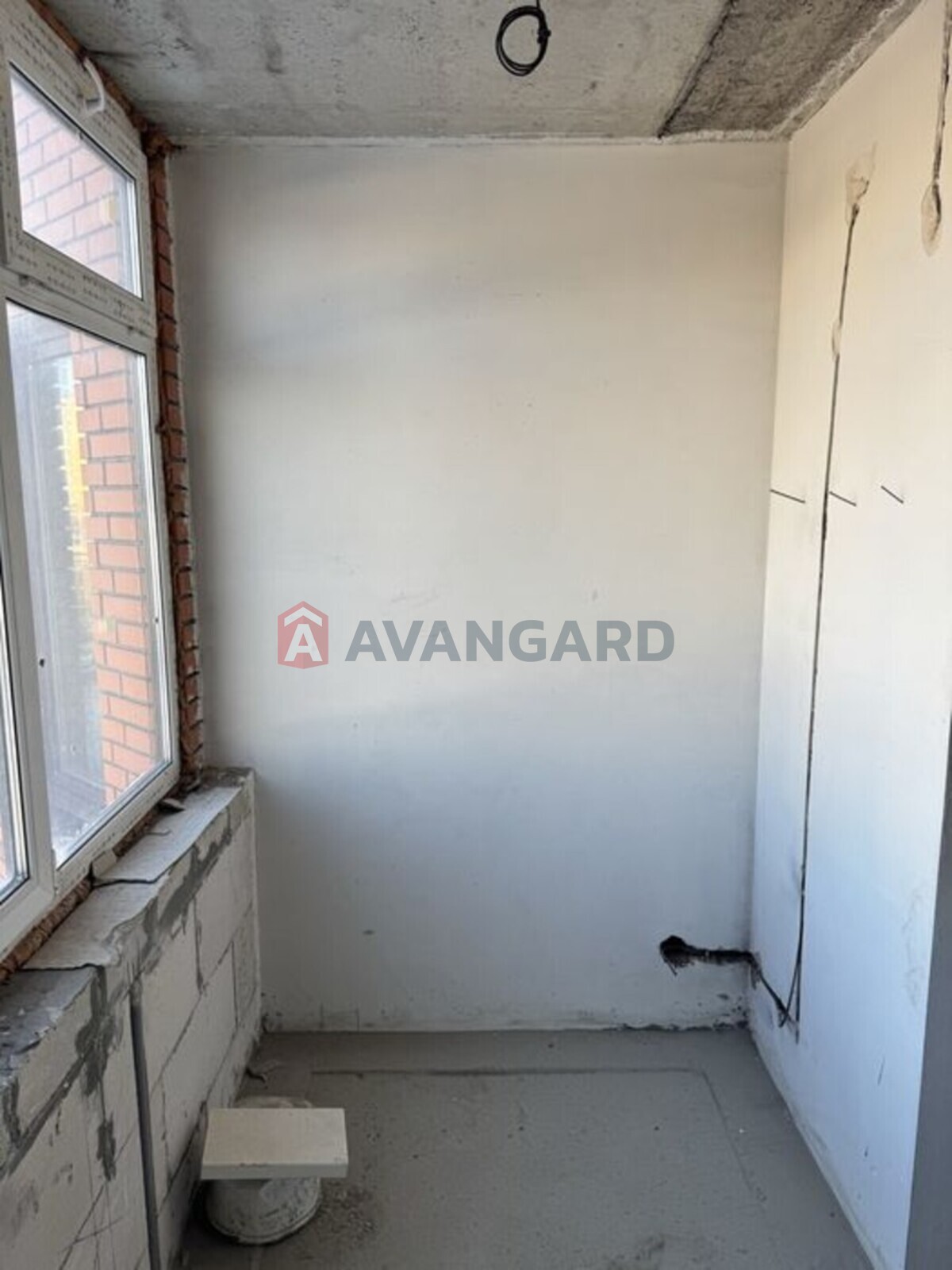 3 ����. ��������, 124/-/30 ��. �., 10/13 ���� ���� 11