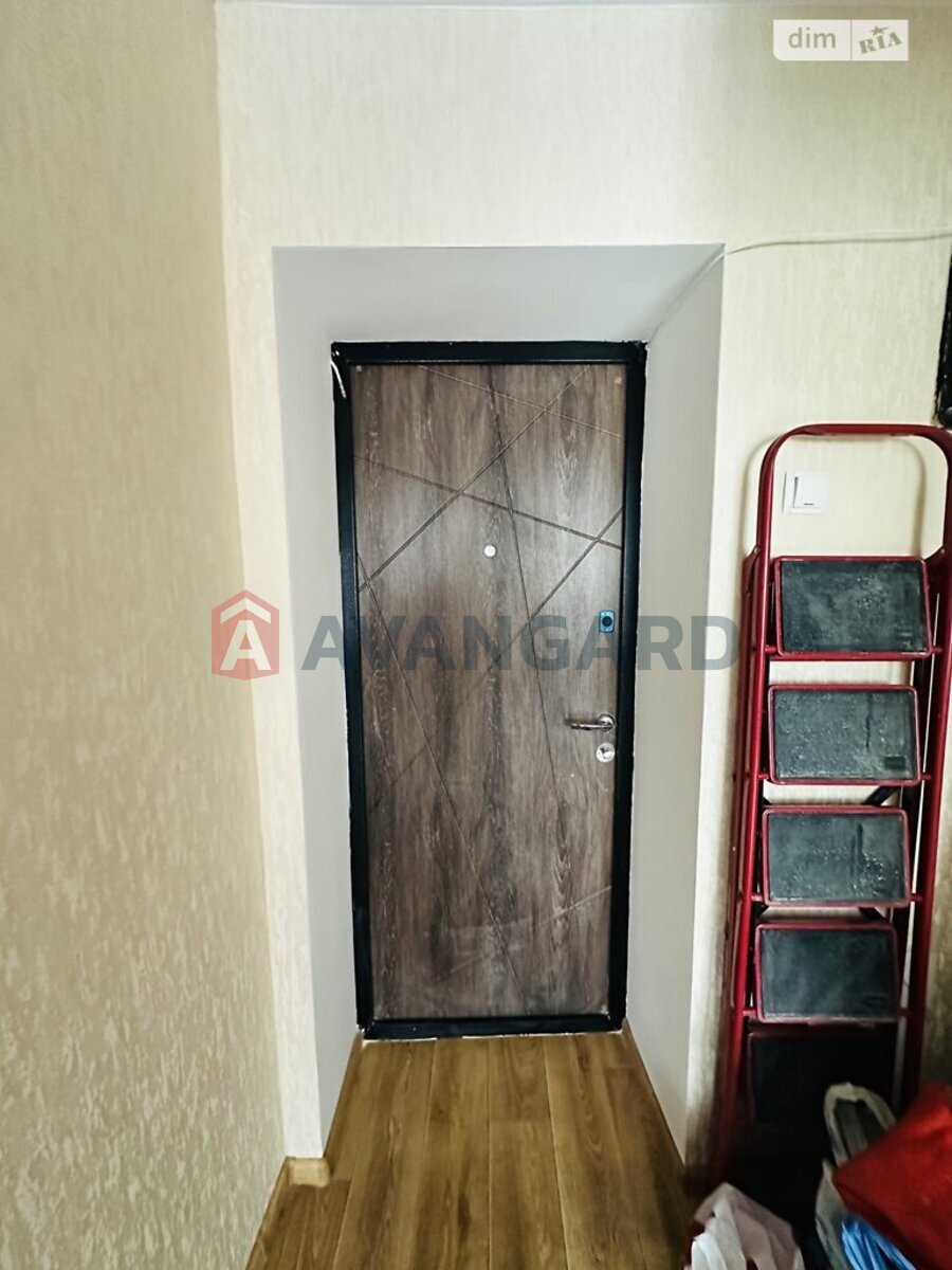 1 ��. ��������, 27/16/5 ��. �., 3/4 ������ ���� 5