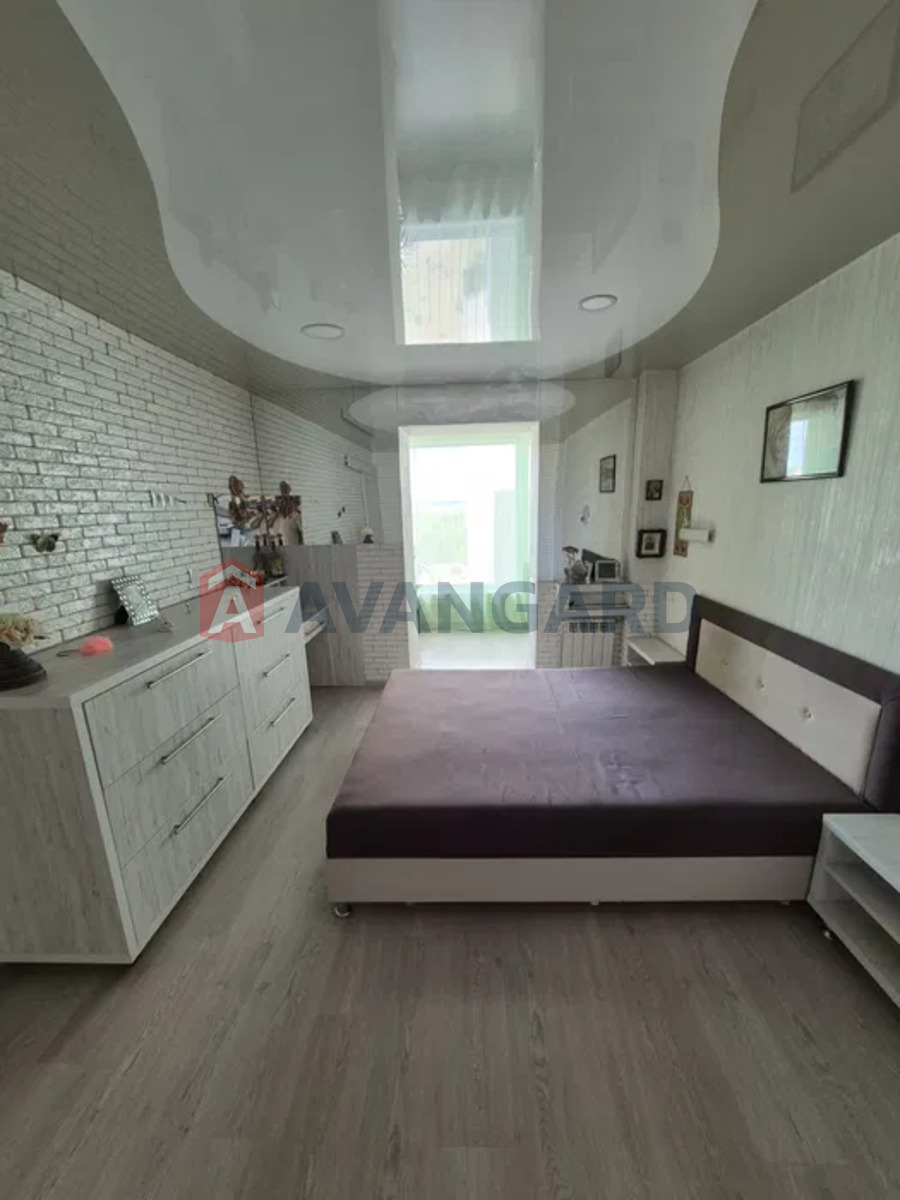 3 ��. ��������, 74/-/12 ��. �., 10/14 ������ ���� 11