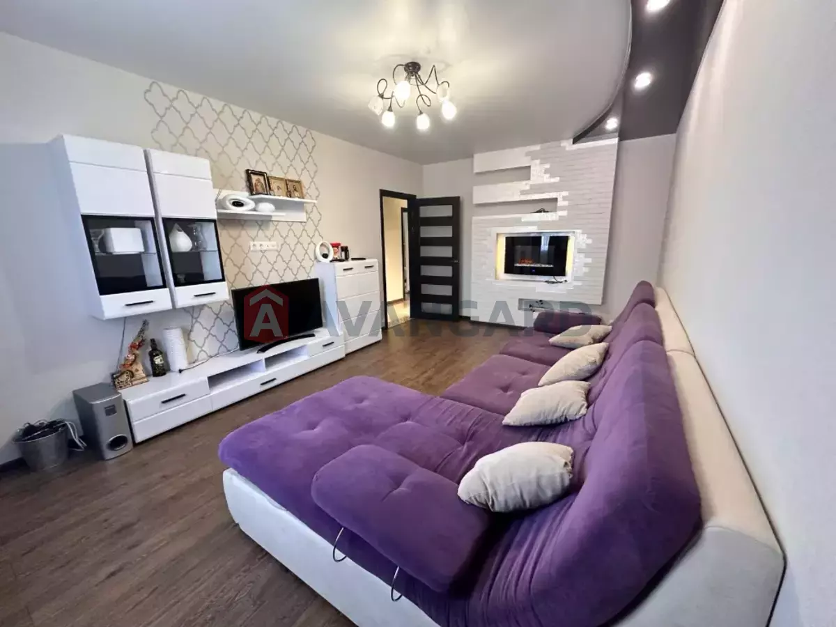 3 ��. ��������, 77/43/10 ��. �., 2/4 ������ ���� 3