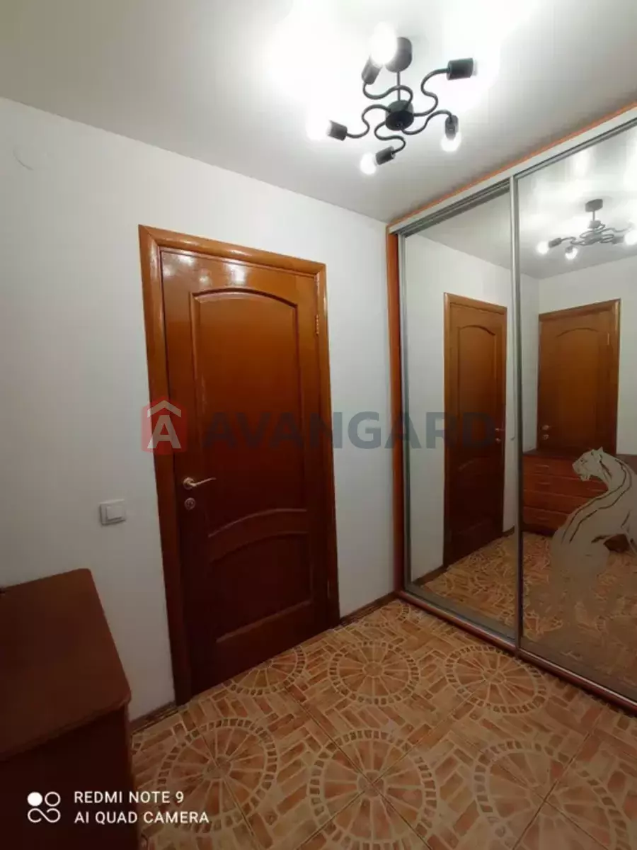 1 ����. ��������, 39/-/8 ��. �., 3/10 ���� ���� 8