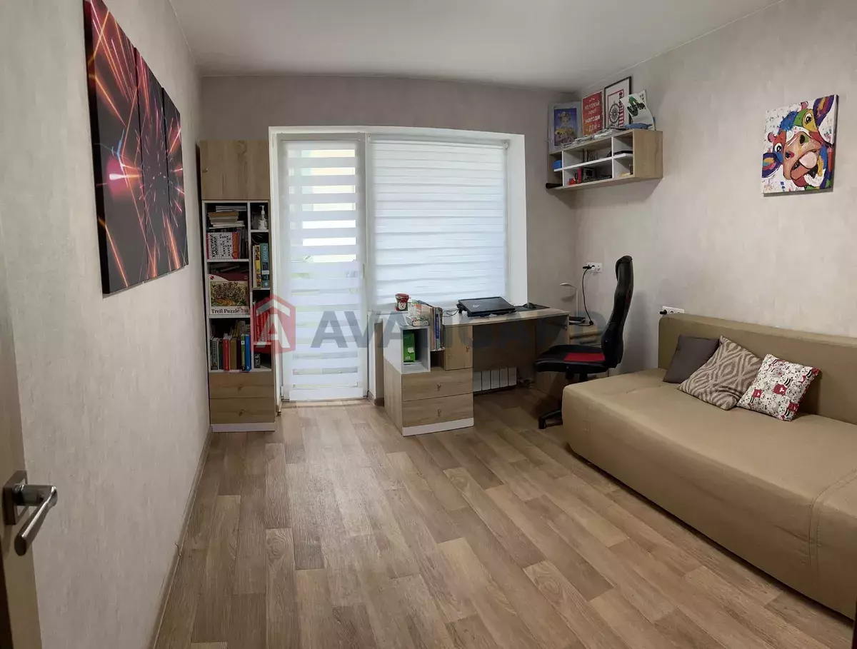 3 кім. квартира, 70/-/9 кв. м., 6/9 поверх фото 12 3 кім. квартира, 70/-/9 кв. м., 6/9 поверх фото 12