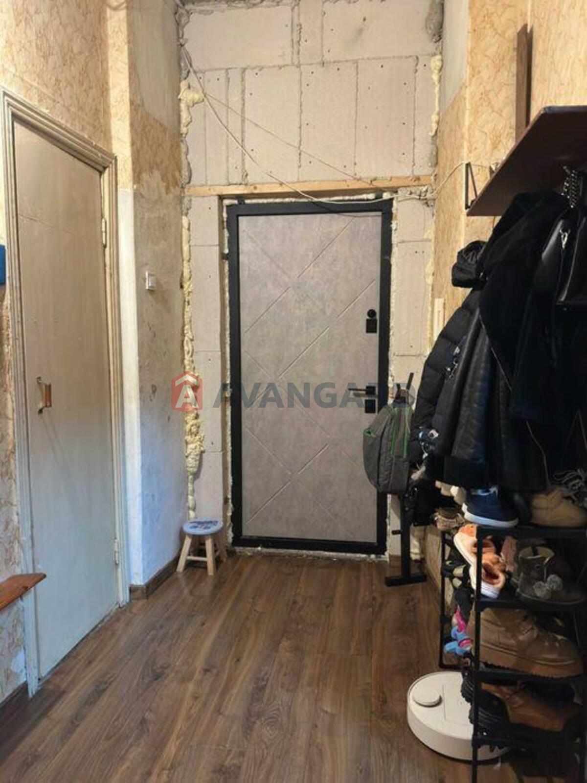 1 ��. ��������, 51/-/11 ��. �., 3/6 ������ ���� 10