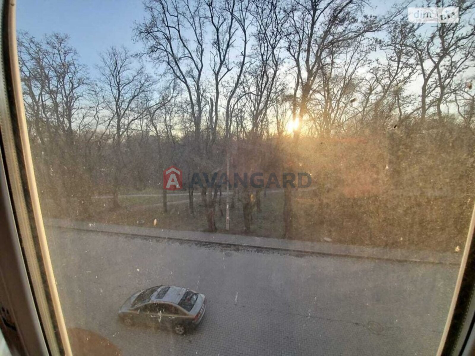 4 ����. ��������, 199/112/30 ��. �., 2/5 ���� ���� 4